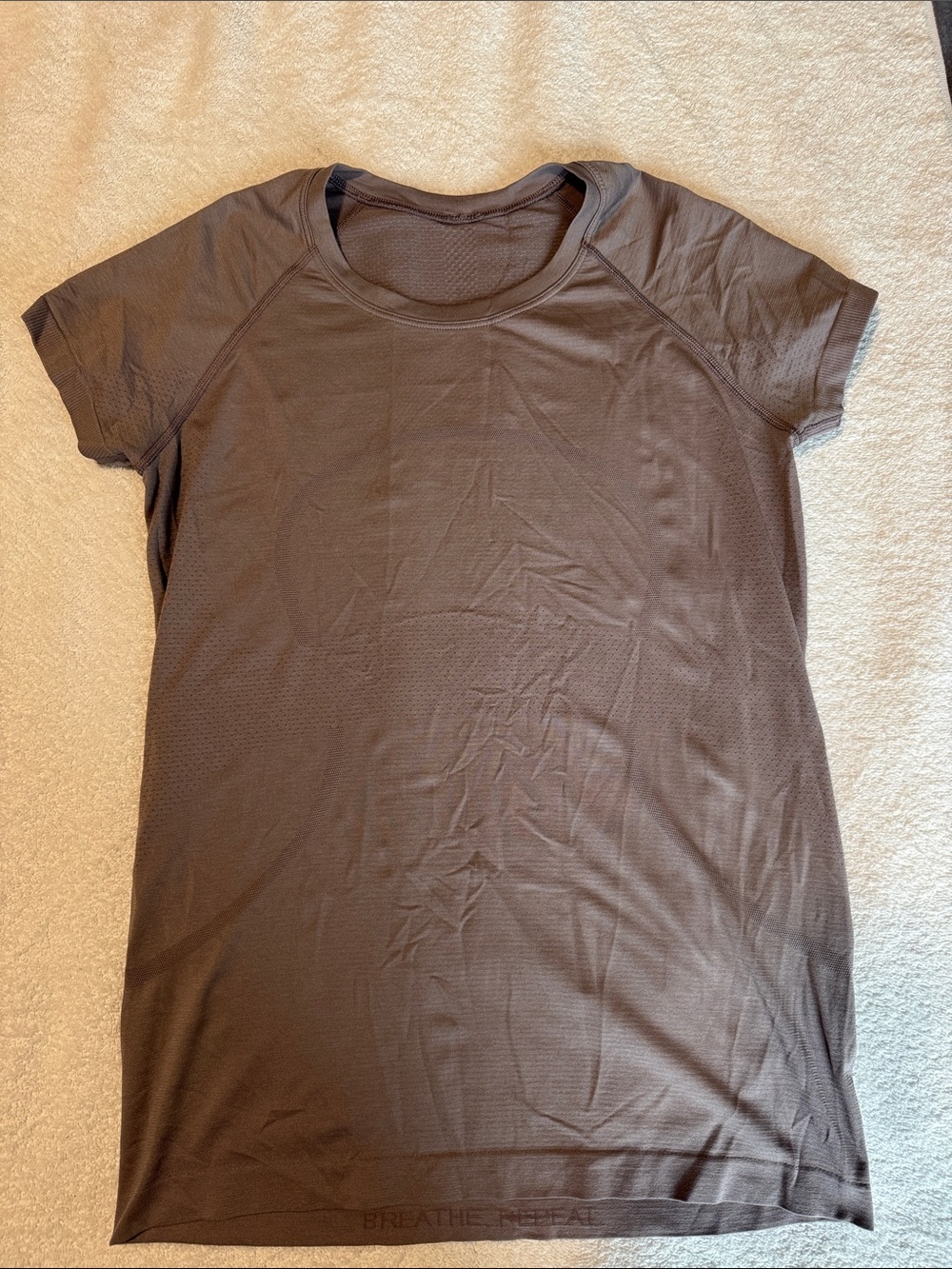 lululemon athletica Short Sleeve Crew Tee — purple/grey